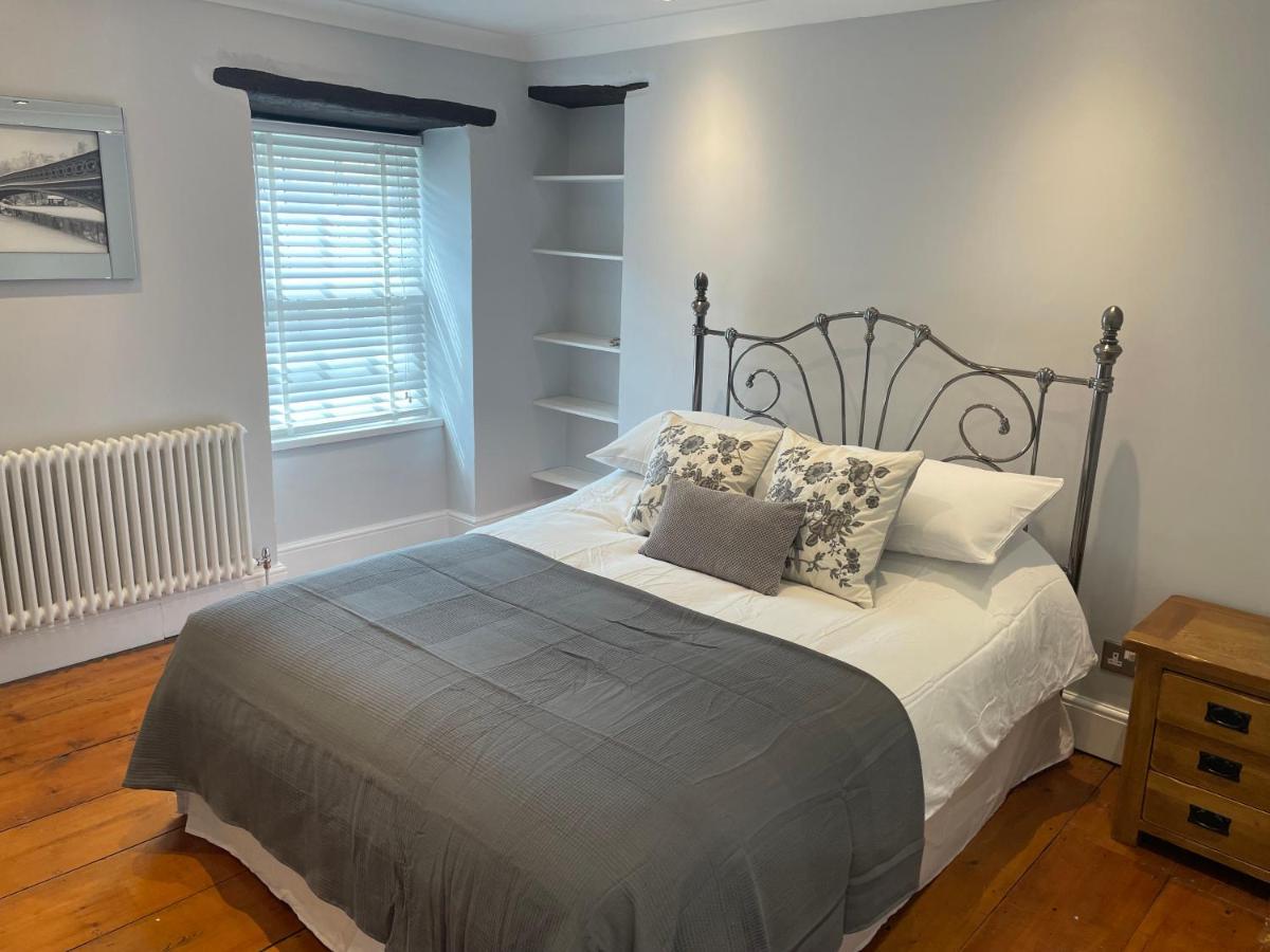17 Eastgate Villa Cowbridge Ngoại thất bức ảnh