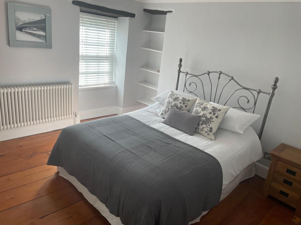 17 Eastgate Villa Cowbridge Ngoại thất bức ảnh