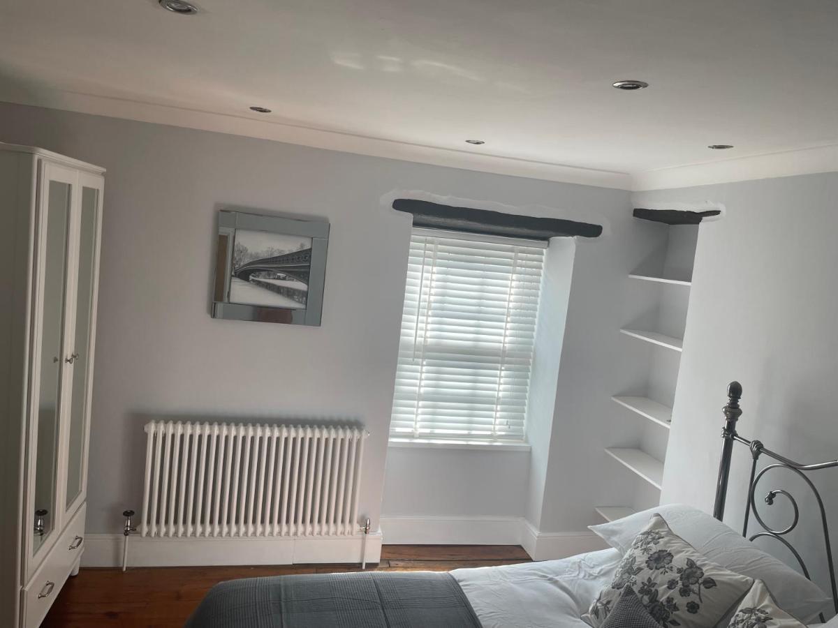 17 Eastgate Villa Cowbridge Ngoại thất bức ảnh